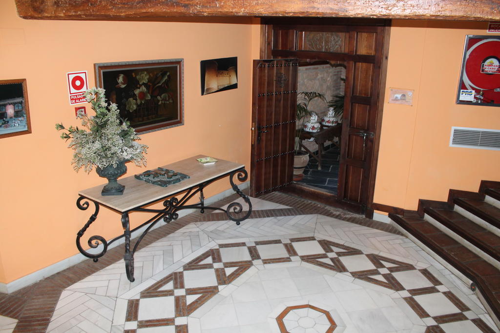 Hospederia Del Zenete Otel La Calahorra Dış mekan fotoğraf